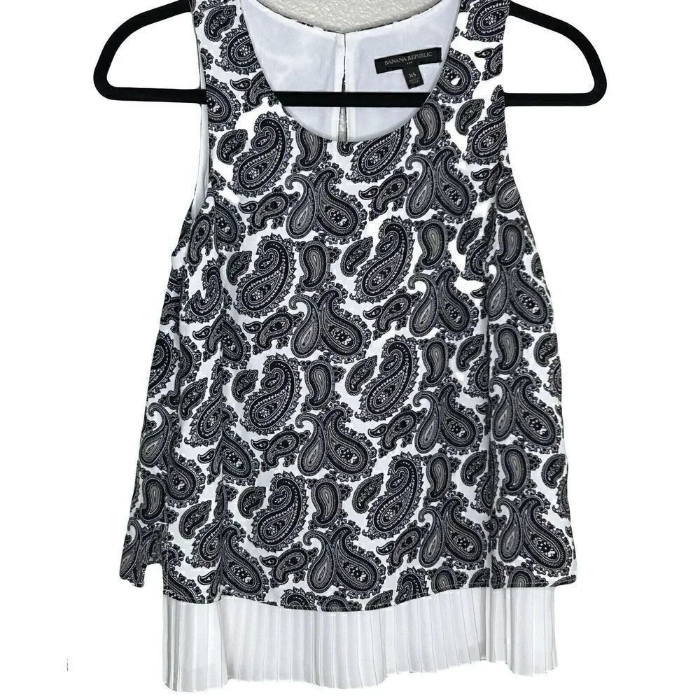 Banana Republic Factory Tank Black and White Paisley Print Ruffle Top Womens XS